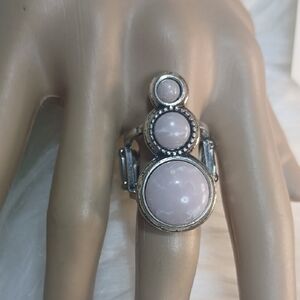 Paparazzi Silver Ring with Soft Pink Stones Strech